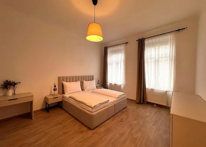 Bright Rooms, 6 Minutes To Metro U3 Apartment Vienna