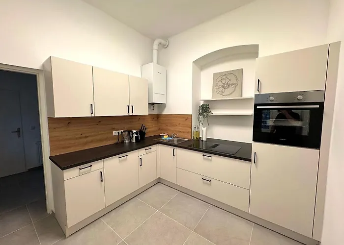 Apartamento Bright Rooms, 6 Minutes To Metro U3 *